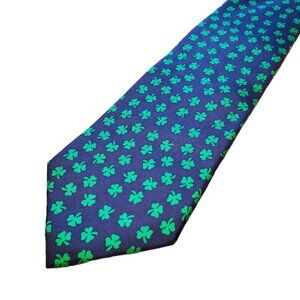 NWOT Museum Artifacts Men's 100% Silk Shamrock Tie Green Navy Necktie Career
